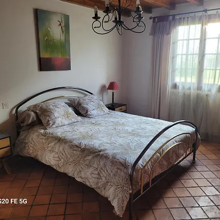 Yanou Feriehus Sault-de-Navailles