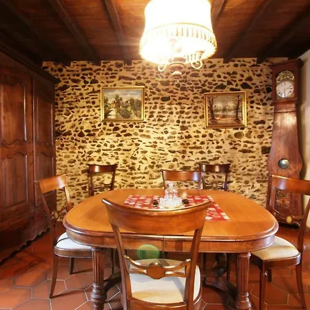 Yanou Sault-de-Navailles